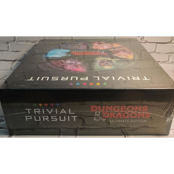 Dungeons Dragons D&D Ultimate Edition Trivial Pursuit Trivia Board Game Sealed - Picture 16 of 16